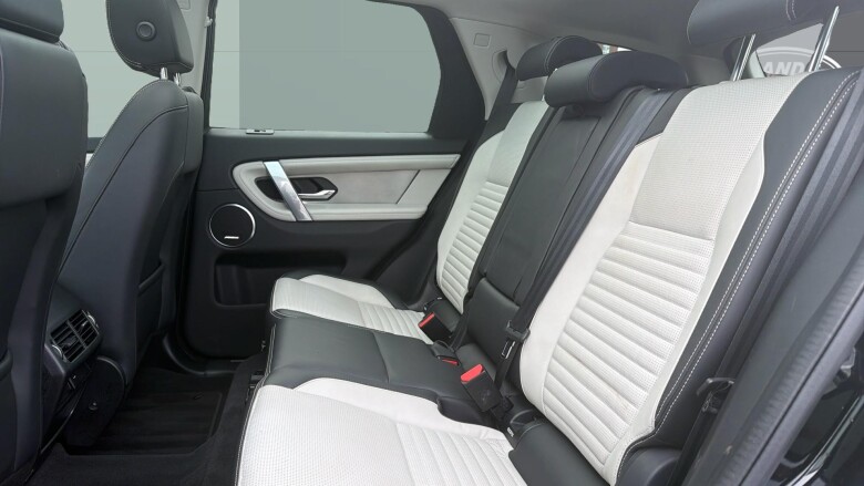 Land Rover Discovery Sport 1.5 P300e R-Dynamic HSE 5dr Auto [5 Seat] Station Wagon